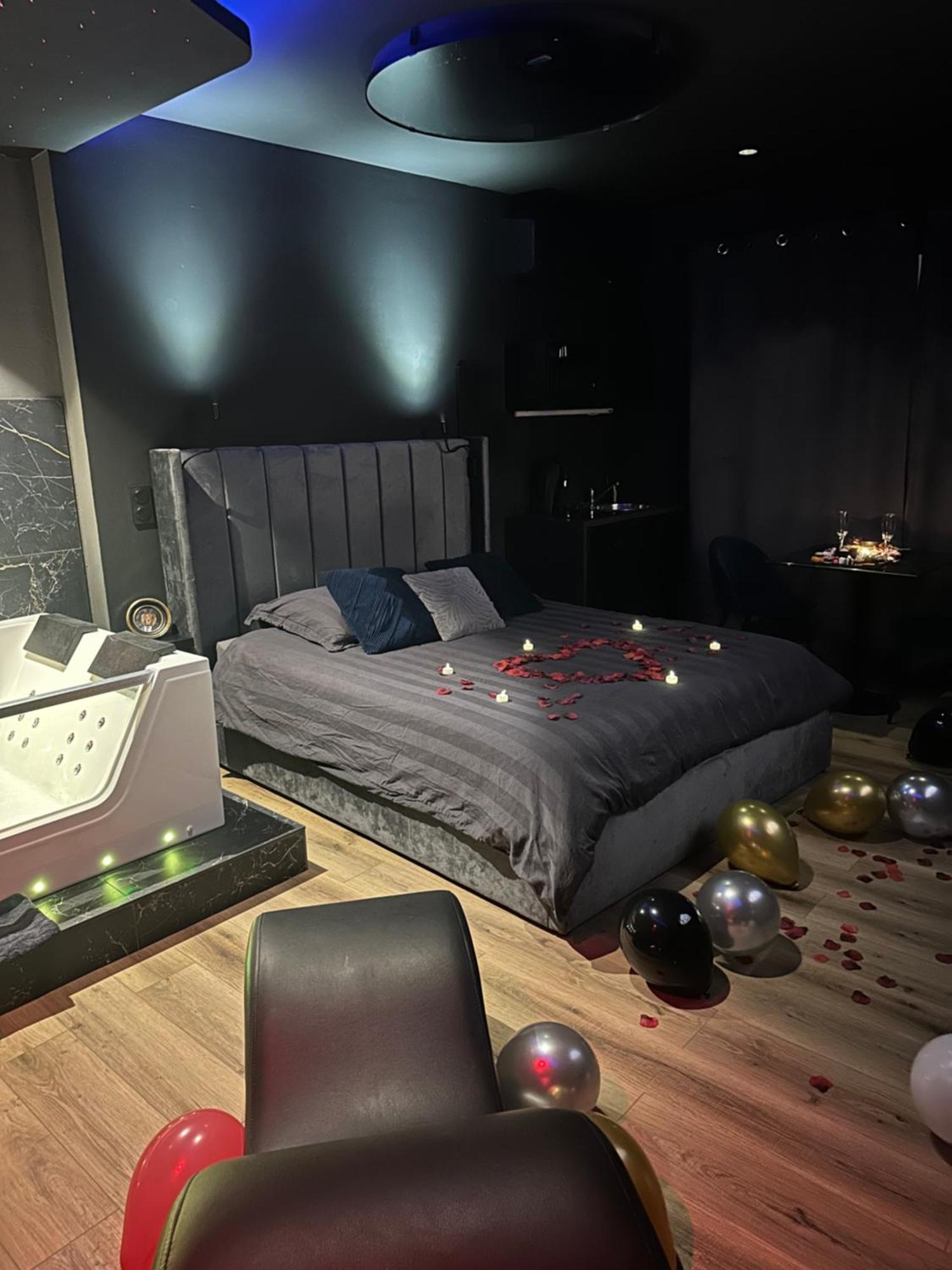 Loft, Studio And Love Rooms Bourg-Saint-Christophe Exteriör bild