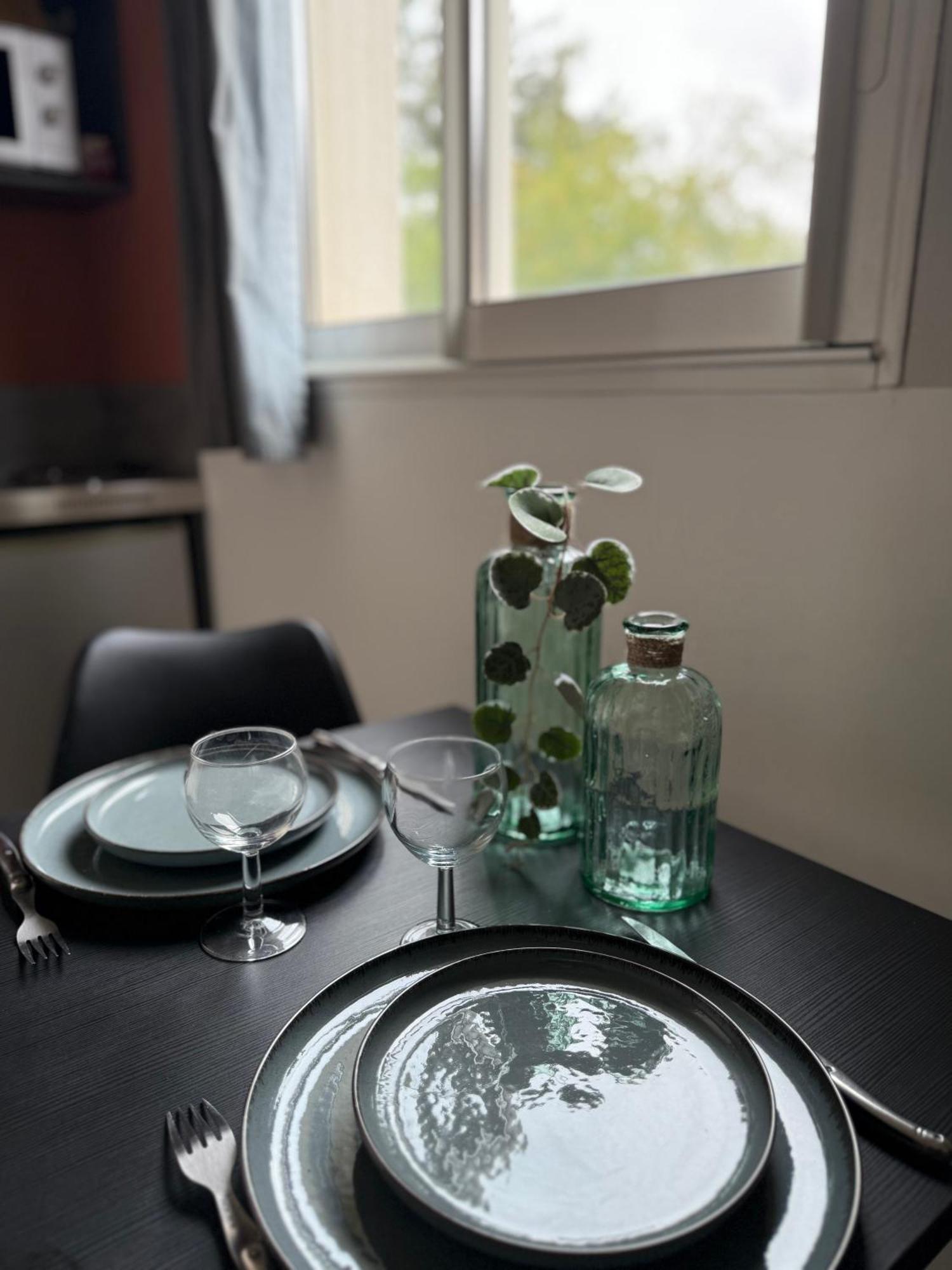 Loft, Studio And Love Rooms Bourg-Saint-Christophe Exteriör bild