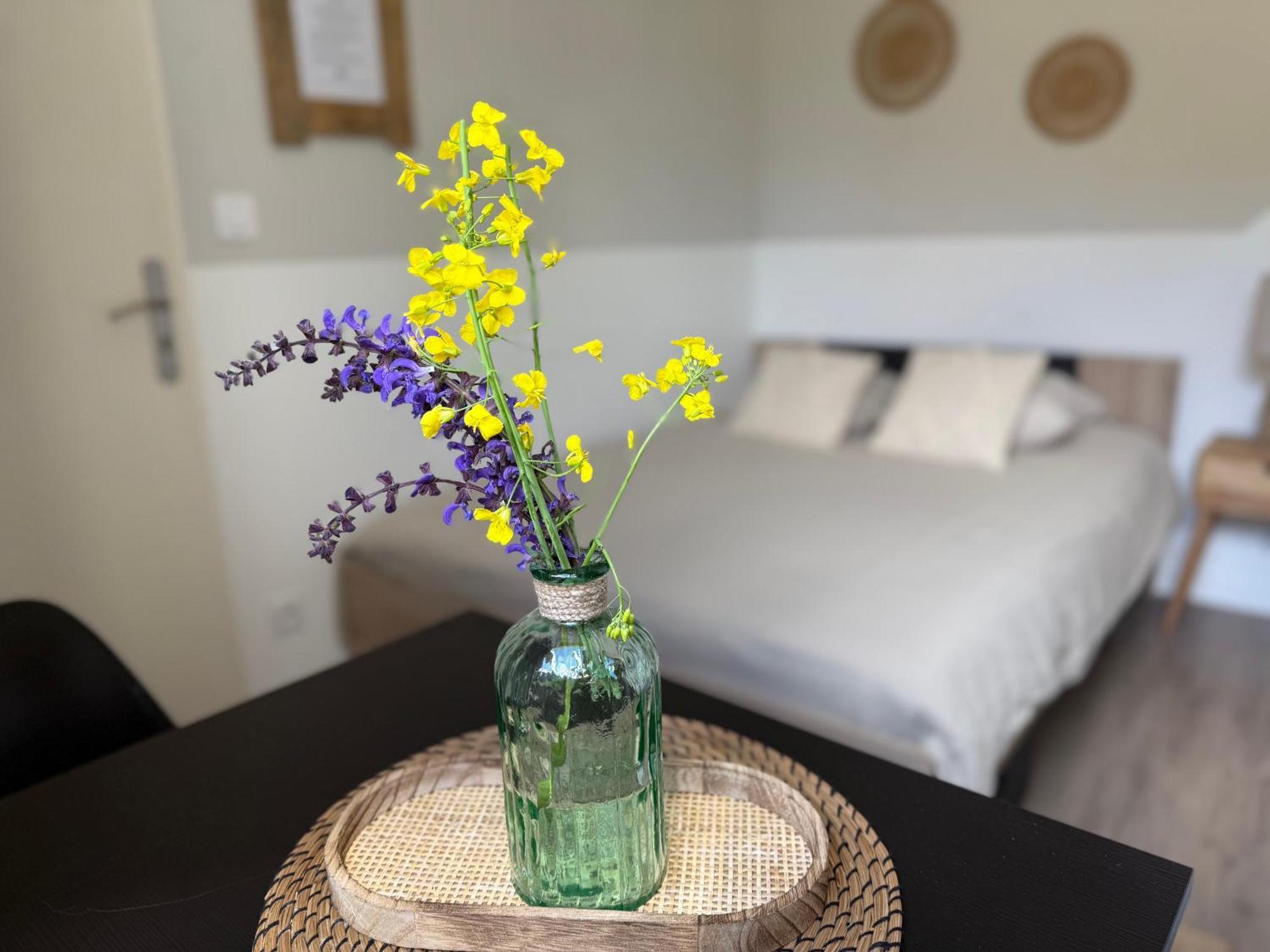 Loft, Studio And Love Rooms Bourg-Saint-Christophe Exteriör bild